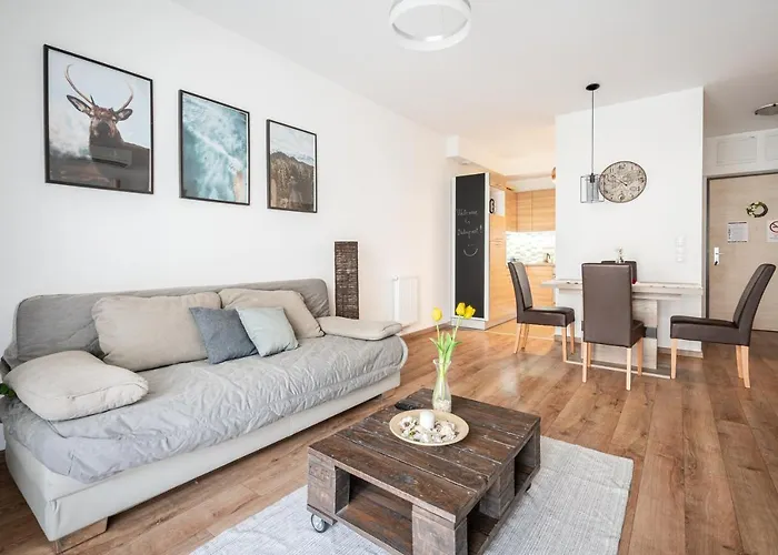 Russet Lodge Apartment