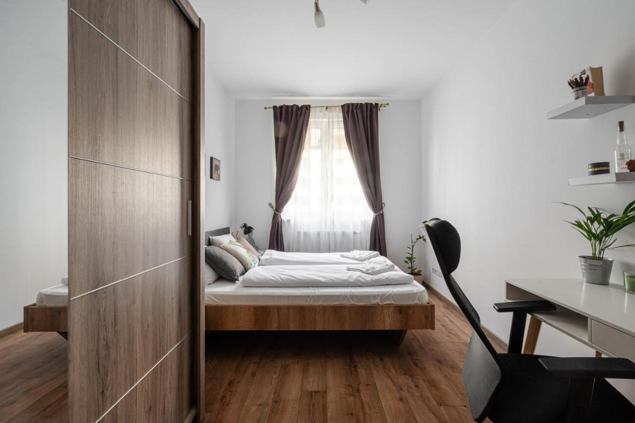 Apartment Russet